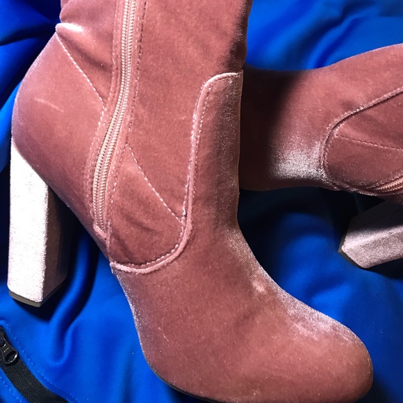 Mauve boots Size 10 - Picture 5 of 5